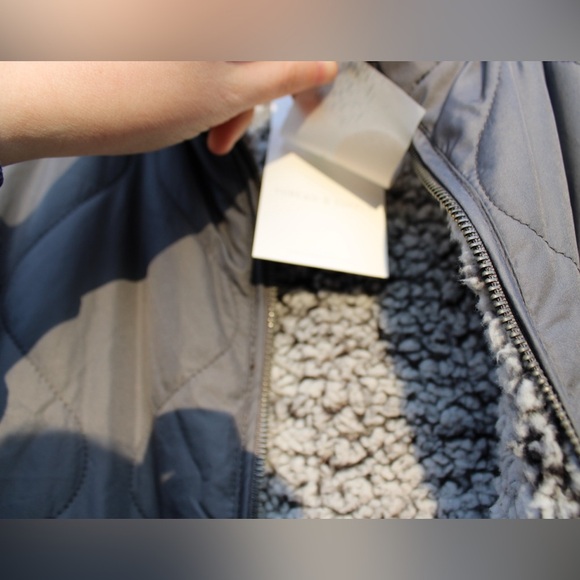 NWT Thread and Supply Large Gray Vest - Picture 9 of 9